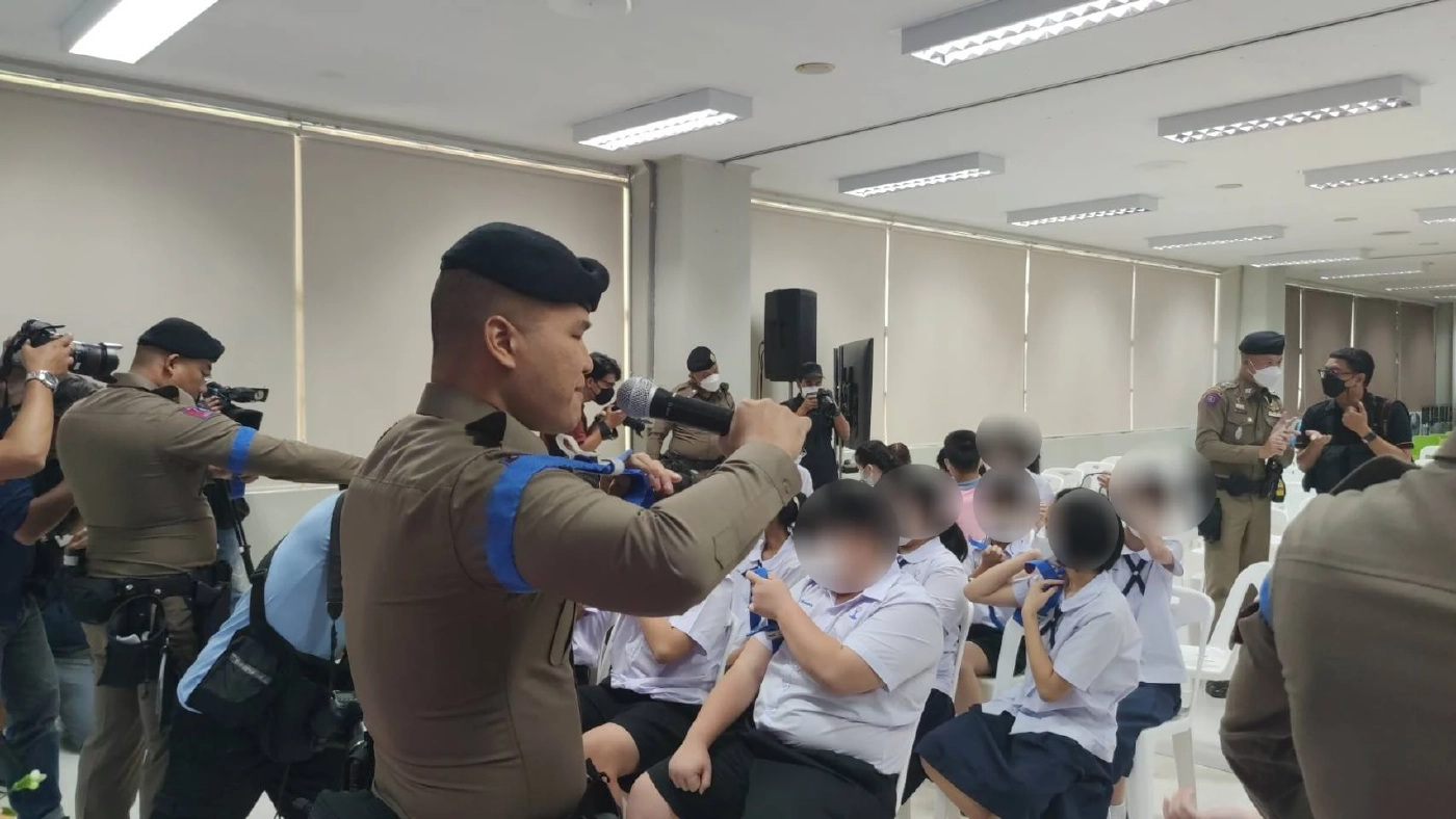 "บิ๊กต่อ" จัดอบรม “หนี-ซ่อน-สู้” สร้างทักษะเอาตัวรอดเหตุกราดยิง