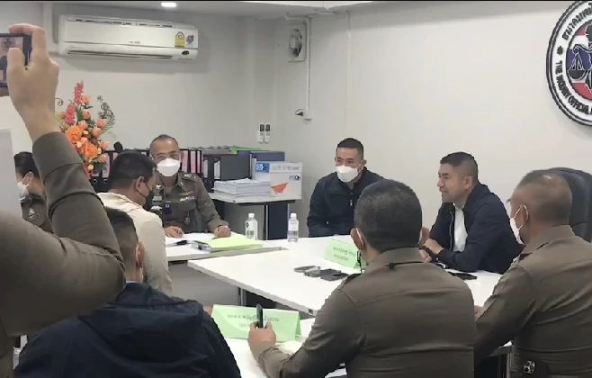 บิ๊กโจ๊ก สอบสวน ด.ต.เชาวลิต ขโมยปืนหลวง