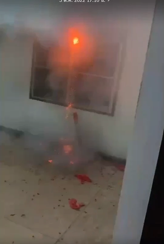 อดีต ผกก.สภ.บุญเรือง แจงคลิปลูกน้องจุดประทัดไล่ เหตุทำงานเข้มงวด (มีคลิป)