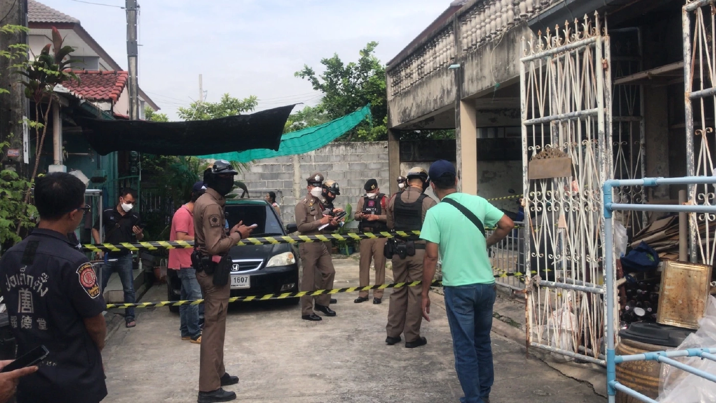 สุดโหด หนุ่มคลั่งรัก บุกยิงบ้านเมียหวังฆ่ายกครัว หลังถูกกีดกันนาน 10 ปี