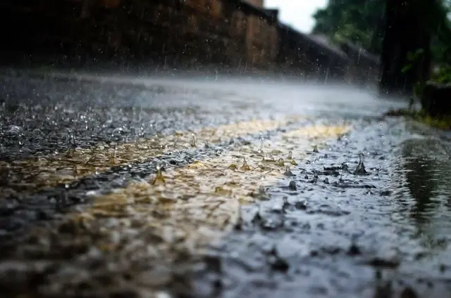 ประกาศฉบับที่ 14 เตือน “ฝนตกหนักถึงหนักมาก” เตรียมรับมือ-เสี่ยงน้ำท่วมฉับพลัน