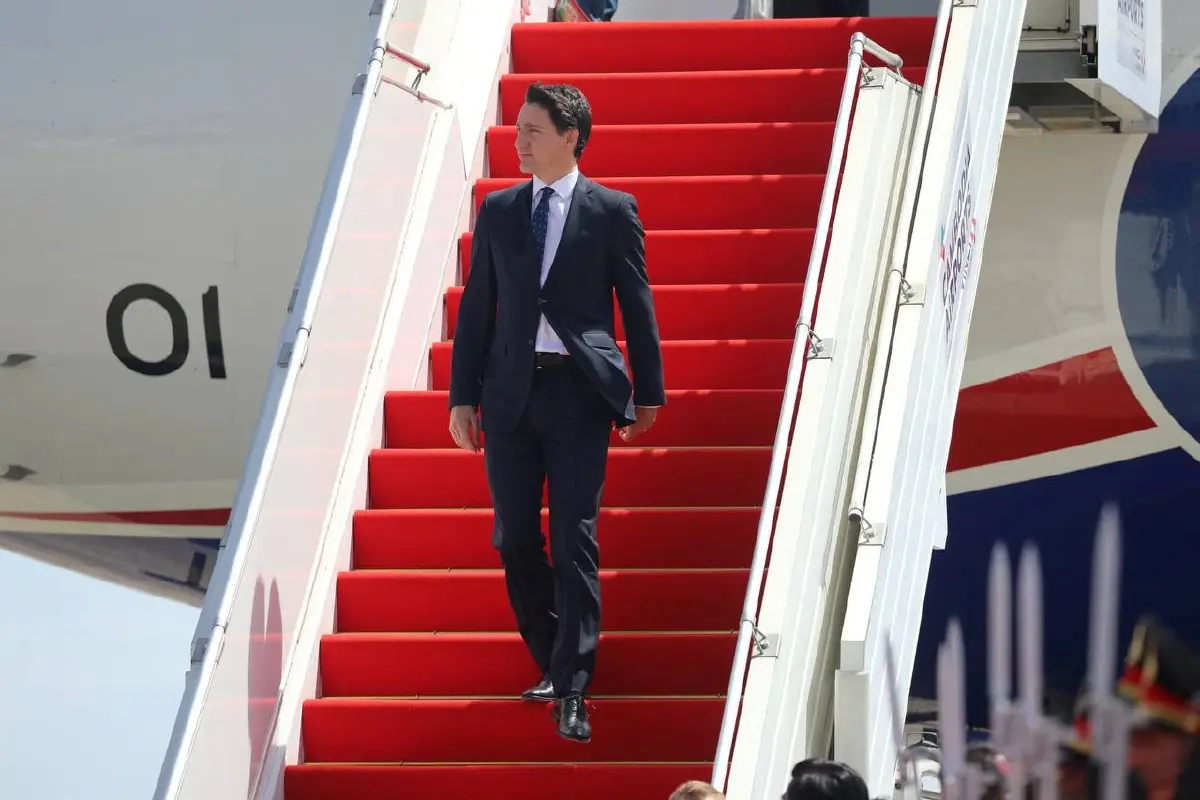 "จัสติน ทรูโด" เดินทางถึงกัมพูชาแล้ว เตรียมกระชับสัมพันธ์กับชาติอาเซียน