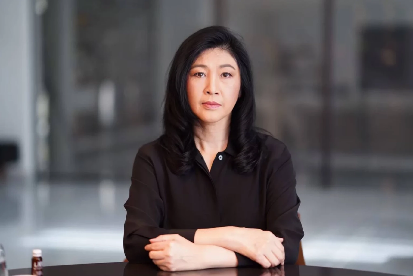 ยิ่งลักษณ์  ชินวัตร  อดีตนายกรัฐมนตรีและครม.ขณะนั้น  ตกเป็นผู้ถูกกล่าวหา ในคดี  การซื้อขายมันสำปะหลัง(มันเส้น) แบบจีทูจี 