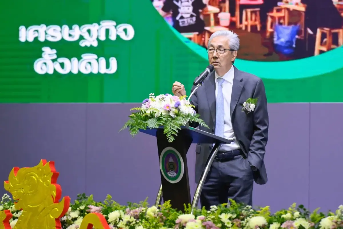"สมคิด"ชี้ทำการเมืองดีช่วยฟื้นเศรษฐกิจโดยเฉพาะทำท้องถิ่นต้องเข้มแข็ง