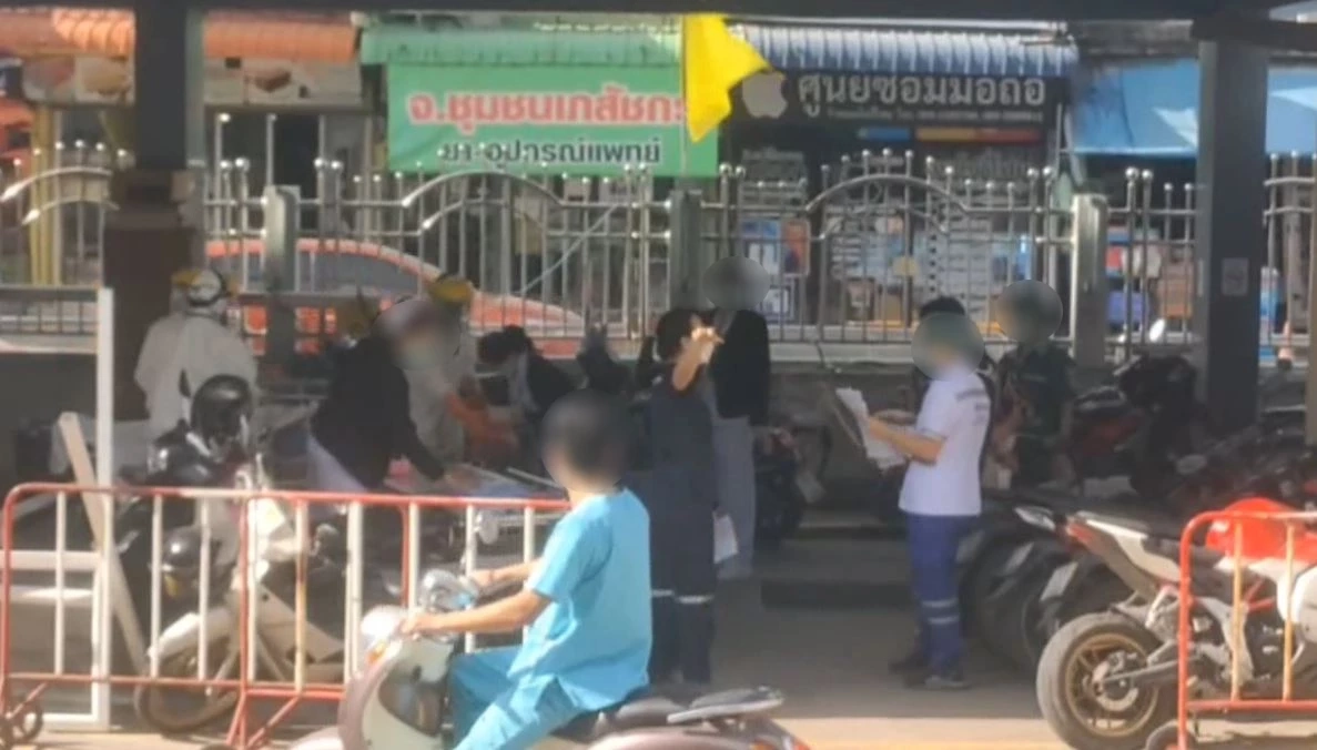 วุ่น! หามพนักงาน โรงงานชำแหละเนื้อไก่ ส่ง รพ. หลังสูดดมแอมโมเนียรั่วไหล