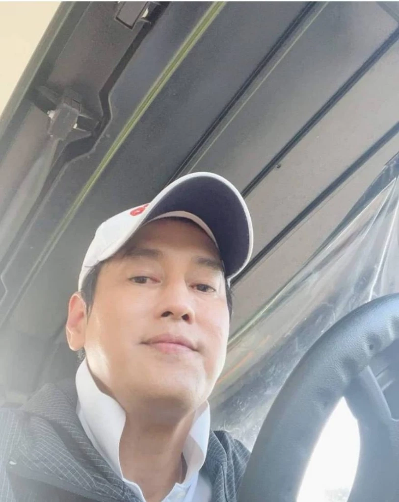 แท่ง ศักดิ์สิทธิ์ แท่งทอง