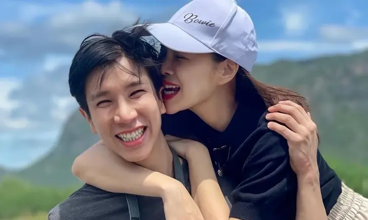 โบวี่ อัฐมา ชีวนิชพันธ์ และว่าที่เจ้าบ่าว  สุรนาท แผ้วพาลชน