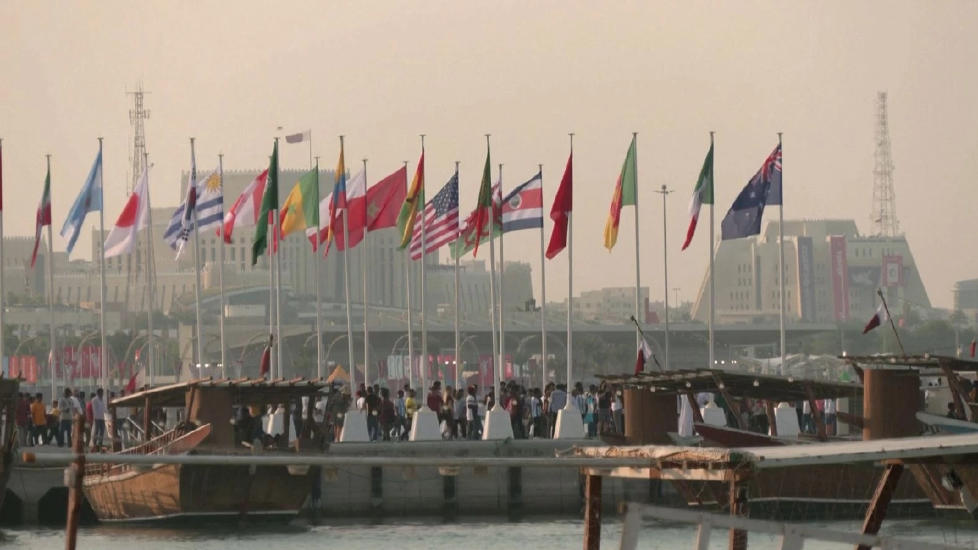 'เต็นท์เบียร์' กลายเป็นปัญหาใหญ่ของฟุตบอลโลก