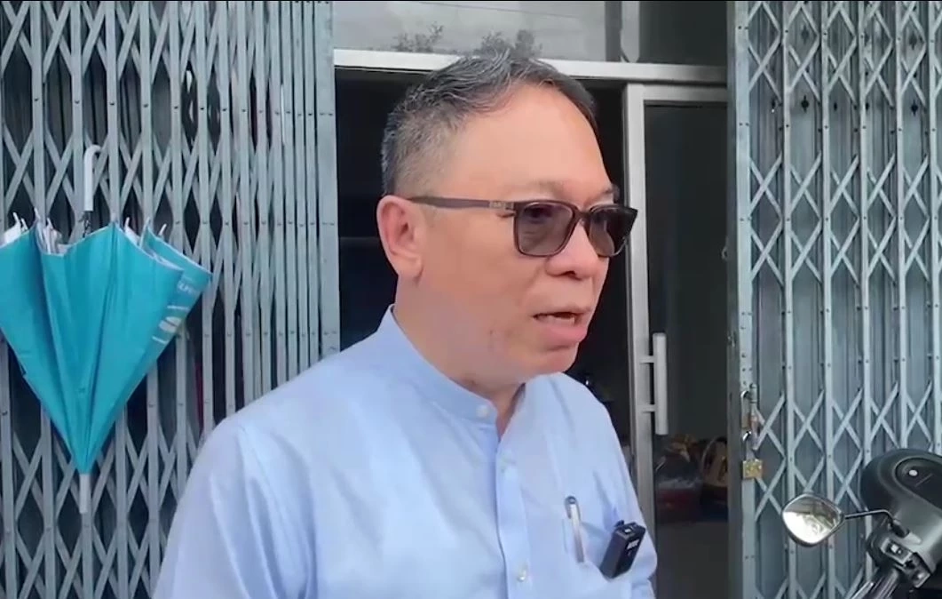 นายอนุชิต กาญจนานุชิต รองนายกเทศมนตรี