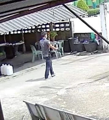 คนร้ายที่ขับกระบะ"คาร์บอม" มาที่แฟลตตำรวจนราธิวาส