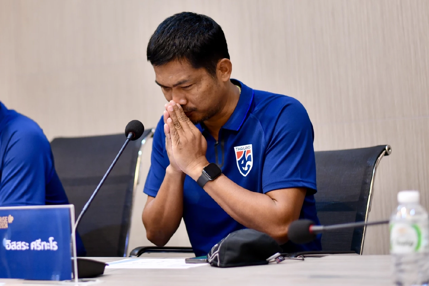อิสสระ ศรีทะโร หัวหน้าผู้ฝึกสอน ทีมชาติไทย รุ่นอายุไม่เกิน 23 ปี