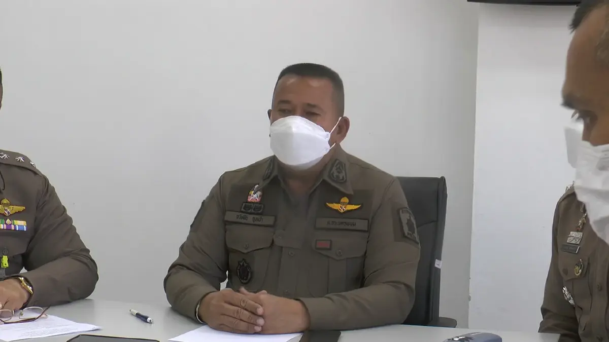 เปิดนาทีพลุไฟระเบิดกลางงานลอยกระทง ตร.ตั้ง 3 ข้อหามือจุดพลุ (มีคลิป)