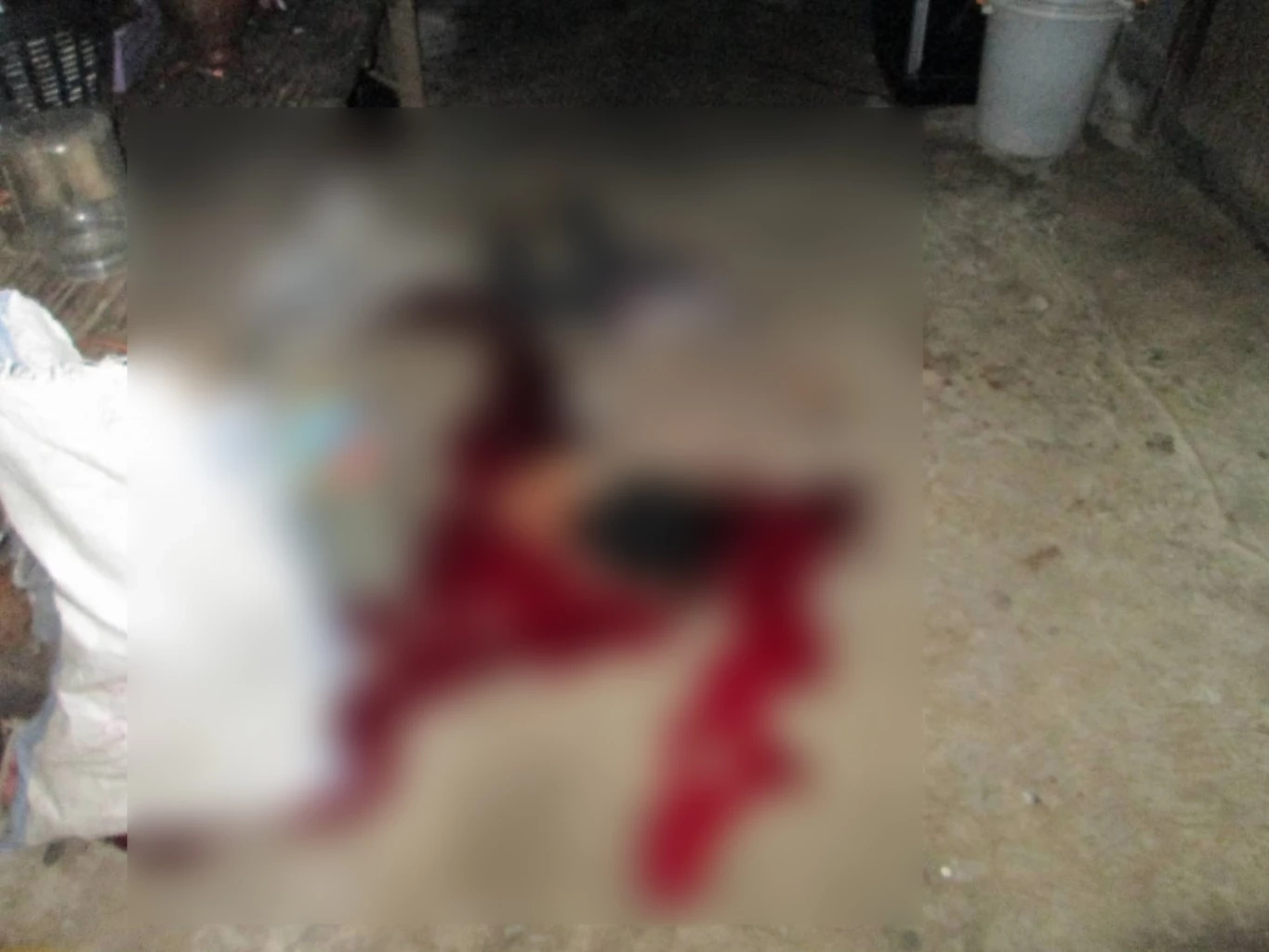 หนุ่มเมาแค้นญาติ ไม่คืนเงิน 20 บาท ผลักล้มคว่ำ-มีดปาดคอดับ