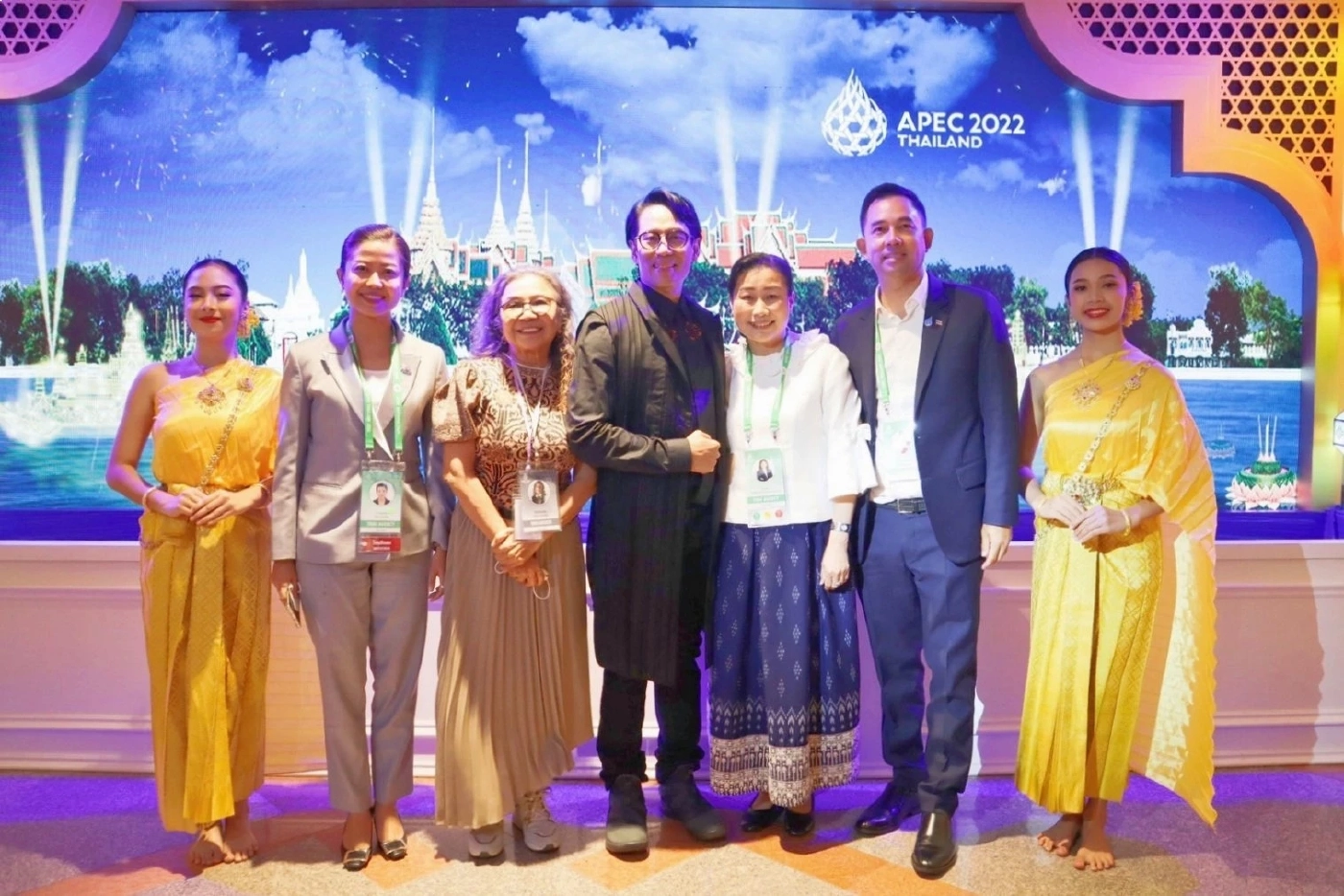 เบิร์ด ธงไชย