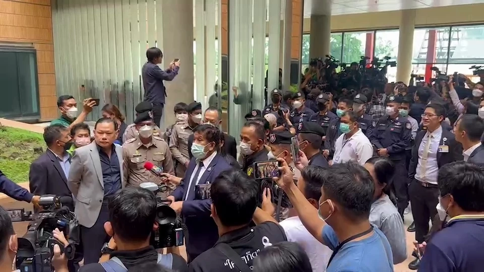 “ชวน” ยัน เหตุสภาล่ม ทำหน้าที่เป็นกลาง ไม่เอนเอียง