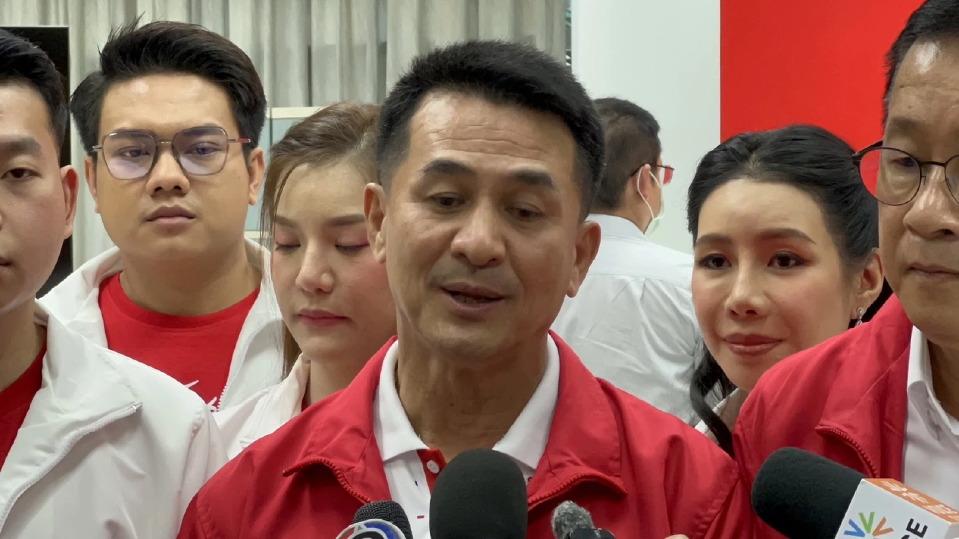 “หมอชลน่าน” เชื่อ “บิ๊กตู่-บิ๊กป้อม” แยกกันเดิน คือกลยุทธ์สืบทอดอำนาจ