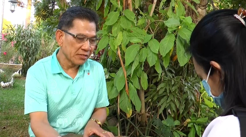 นายนพนรรจ์ เติมทรัพย์ ผอ.โรงเรียนสะแกโพรงอนุสรณ์