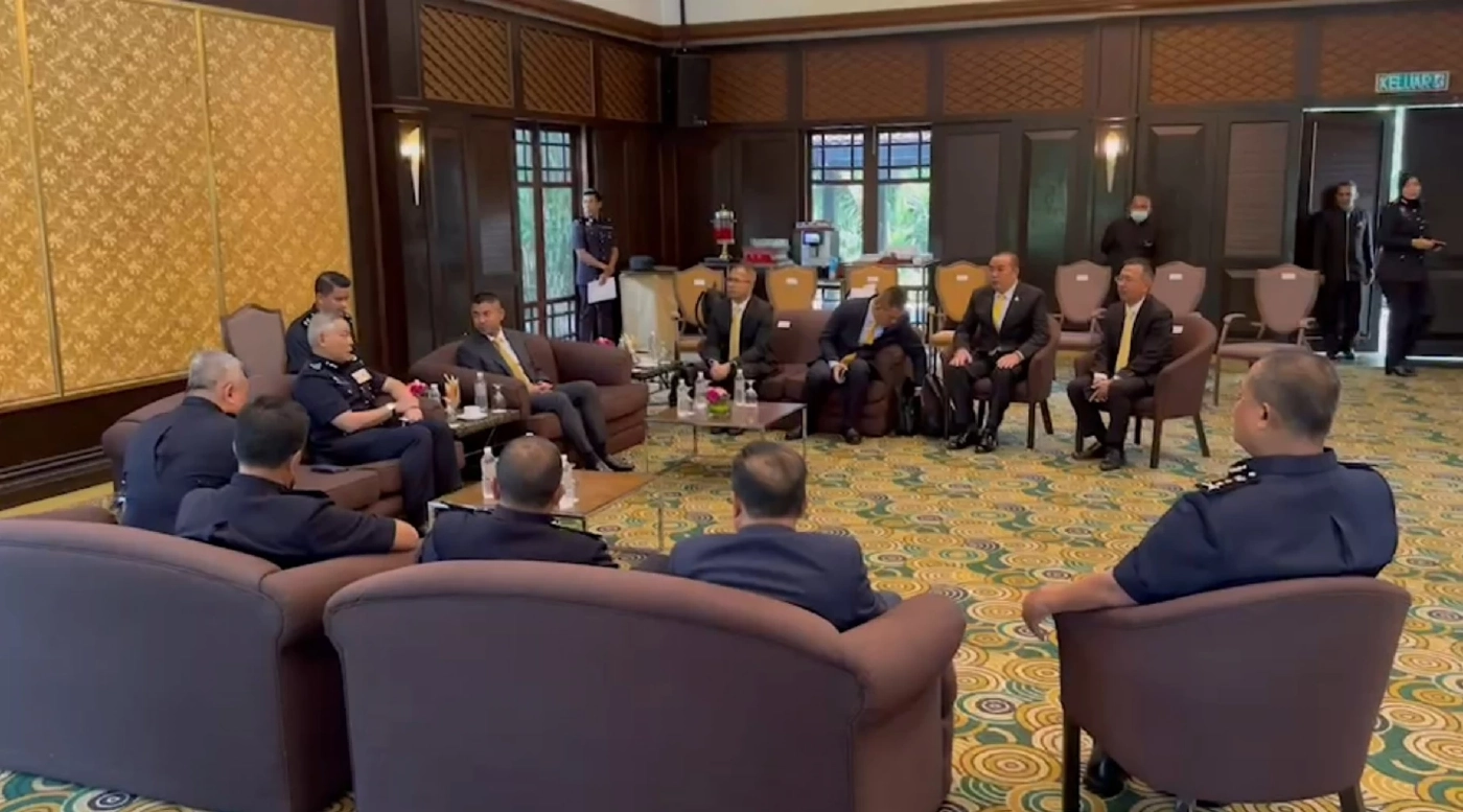 บินด่วน! บิ๊กโจ๊กสานร่วมมือมาเลย์ รับส่งเพิ่ม 3 ผู้ต้องหาคดีค้าประเวณี