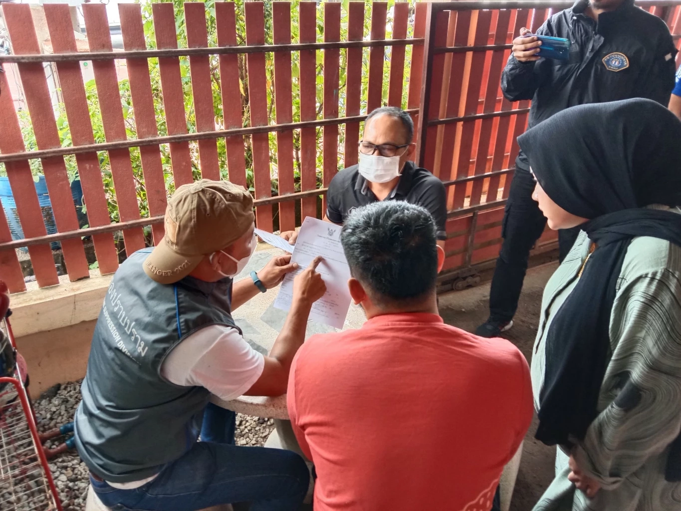 ตร.กองปราบฯ จับสมาชิกแก๊งยาเหิม จ้างวานฆ่า "ส.ต.ต." สางแค้นถูกกวาดล้าง