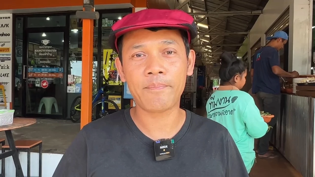 ก๋วยเตี๋ยวไก่มะระบุฟเฟต์ ตักได้ไม่อั้น-เติมได้ทั้งวัน