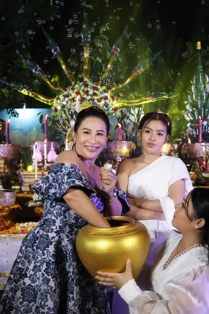 ธัญญ่า- ลาล่า จับปิงปองให้โชค