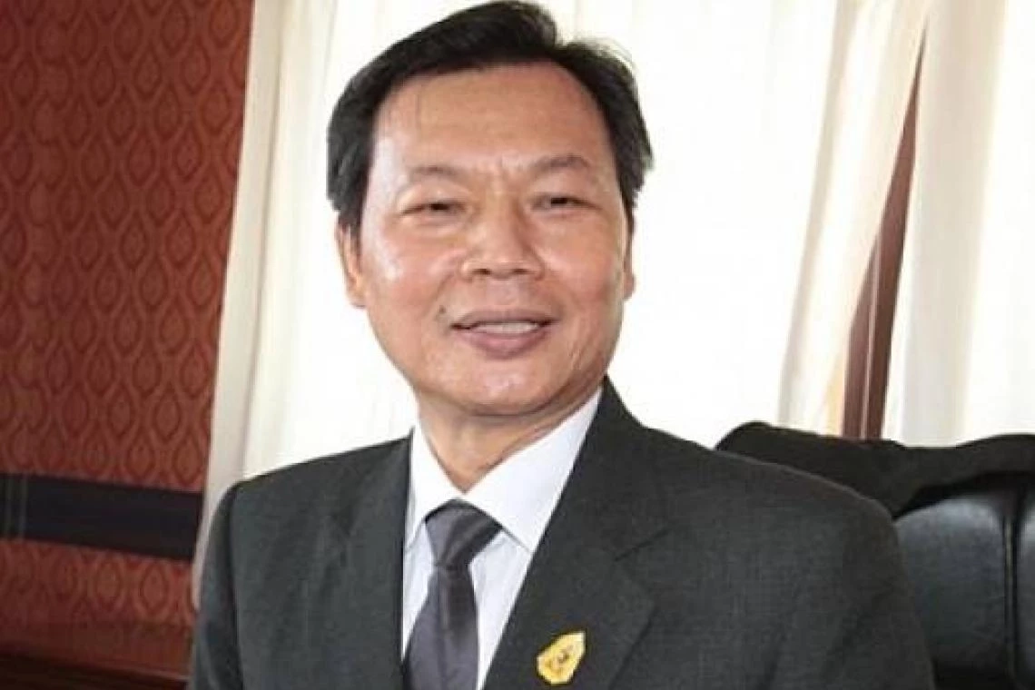 นายถวิล เปลี่ยนศรี อดีตเลขาธิการ สมช. 