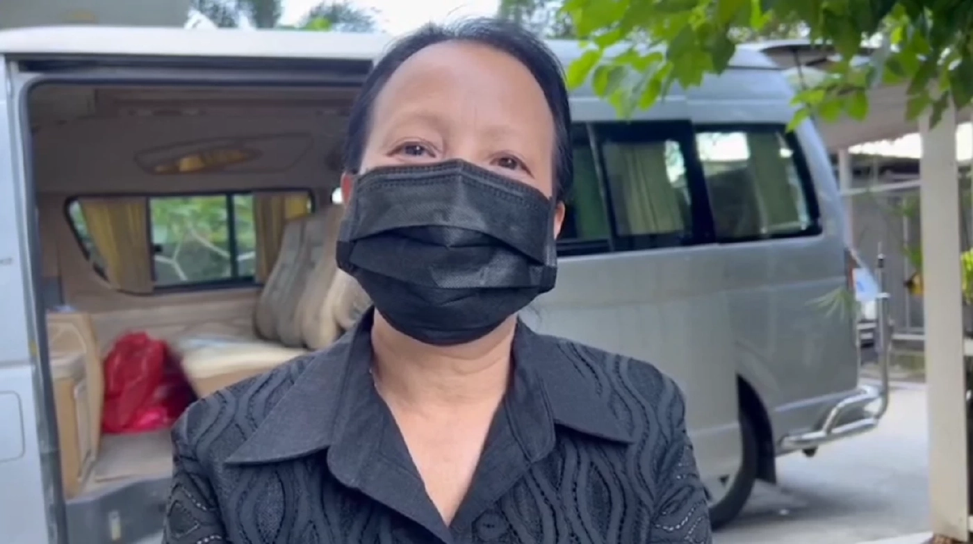 ภรรยา"ปิยะ ตระกูลราษฎร์"รับศพ เตรียมนำร่างตั้งสวดพระอภิธรรมศพ 3 คืน (มีคลิป) 