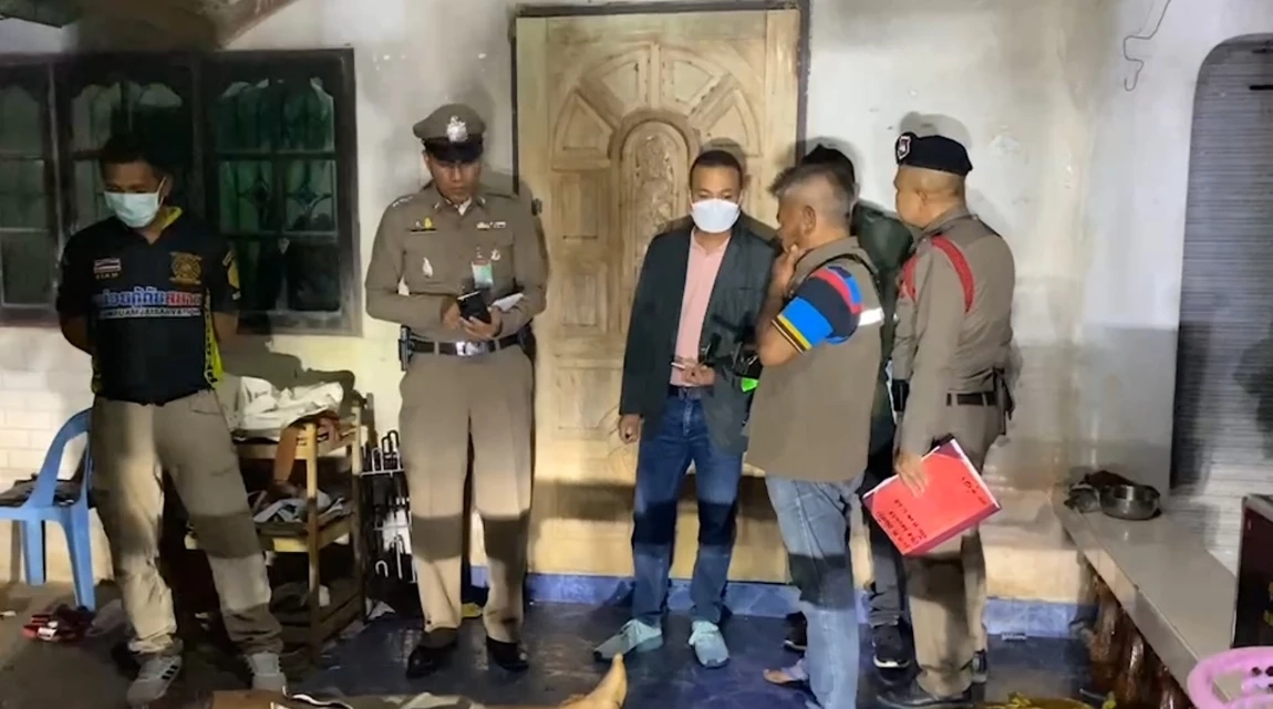 ซุ่มยิงหนุ่มรับซื้อน้ำยาง เข้าศรีษะ สมองกระจาย หน้าบ้านตัวเอง