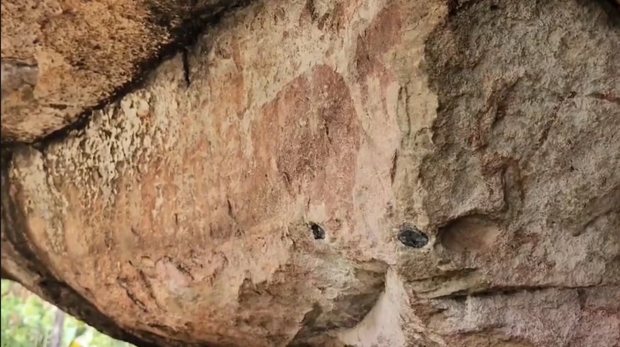 ตะลึง ภาพเขียนสียุคก่อนประวัติศาสตร์ ยุคเดียวกับผาแต้ม อายุ 3,000 ปี