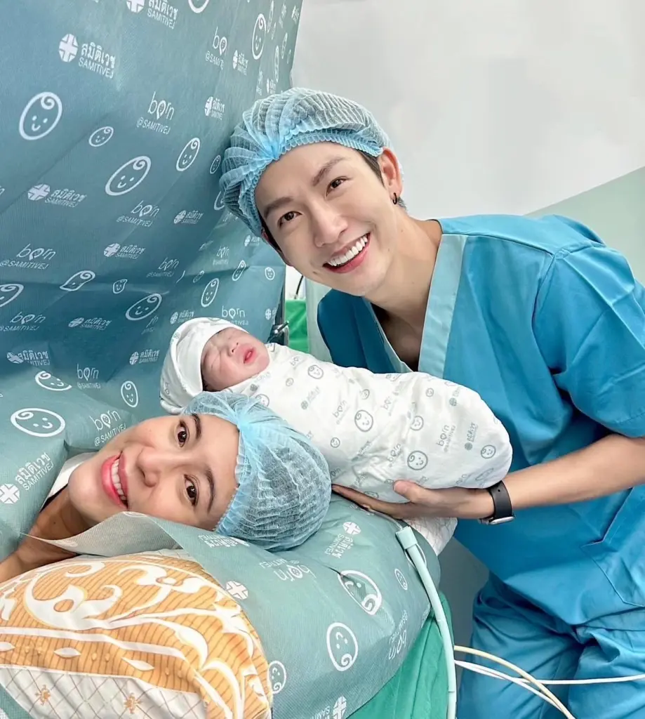 พุฒ พุฒิชัย และ จุ๋ย วรัทยา 