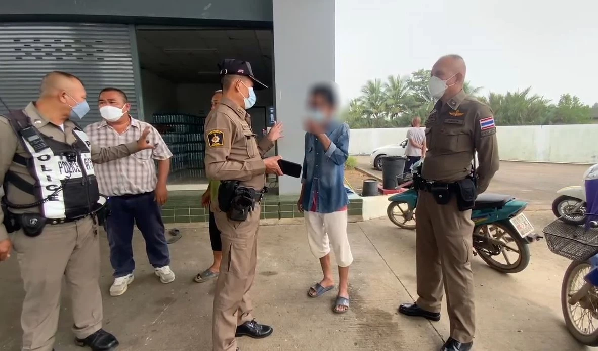 หนุ่มหัวร้อน! ฉุนเด็กปั๊ม บอกเบนซินหมด ตบหน้า-ด่าคำหยาบ