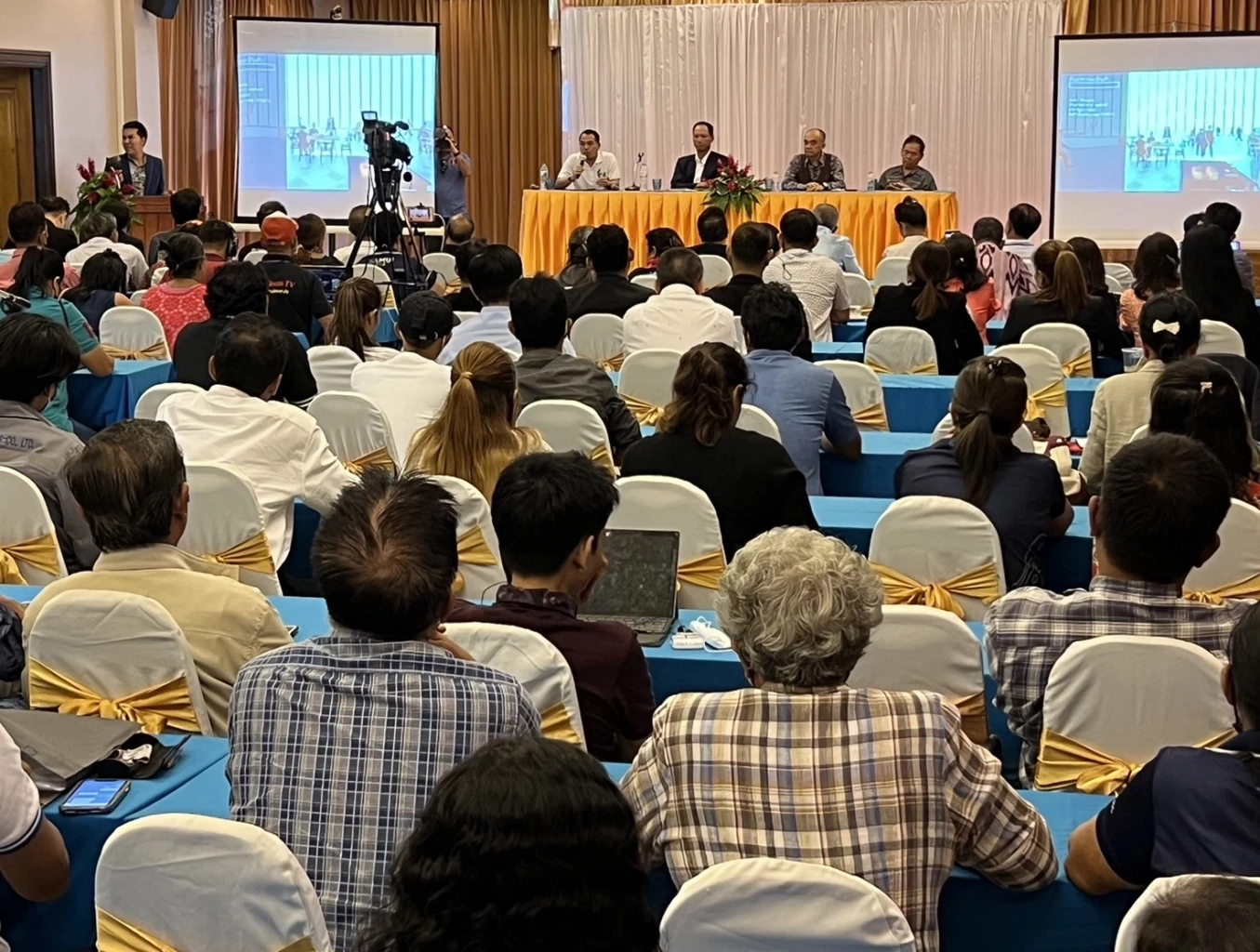 ชาวเกาะสมุยขอ"กรณ์"หนุนสร้างสะพานเชื่อมแผ่นดินใหญ่กระตุ้นเศรษฐกิจ