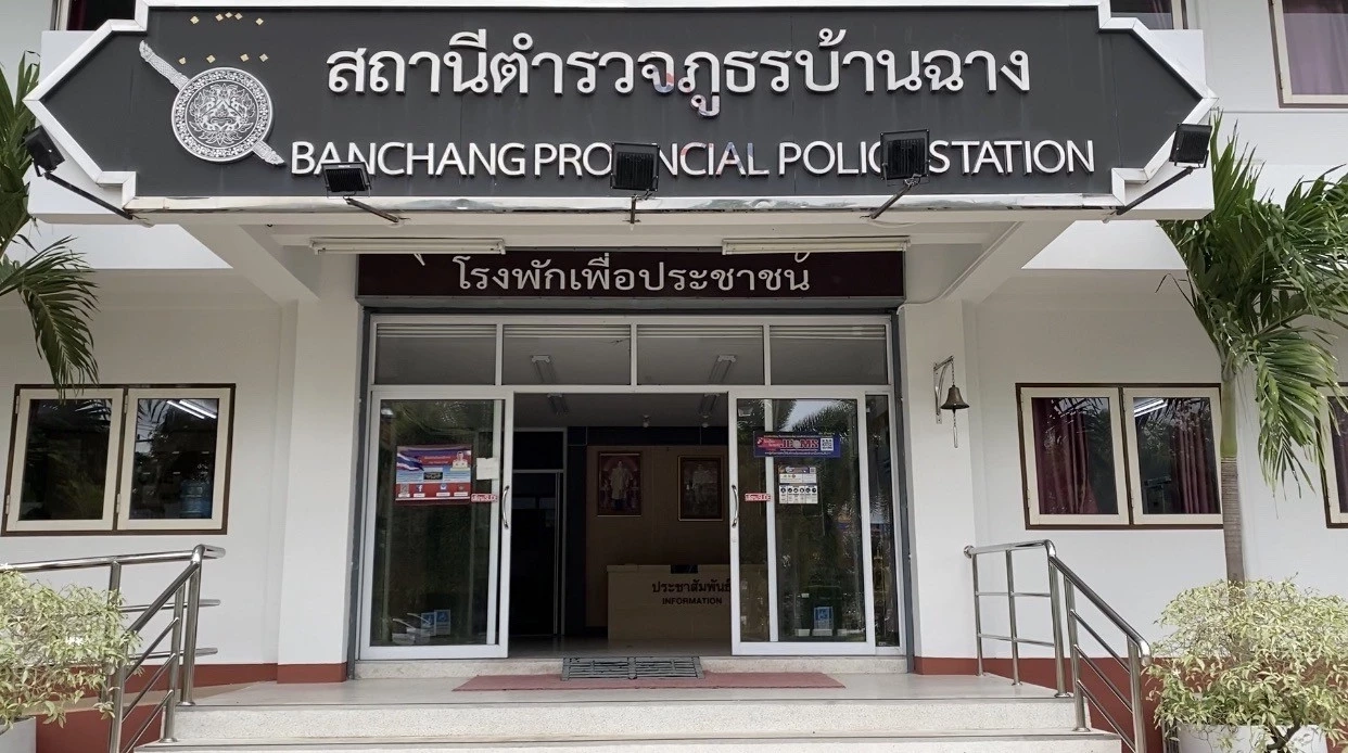 ตร.เล็งออกหมายจับลุงหื่น พ่วงเด็กหญิงวัย 13 ขึ้น จยย. ไปอนาจาร