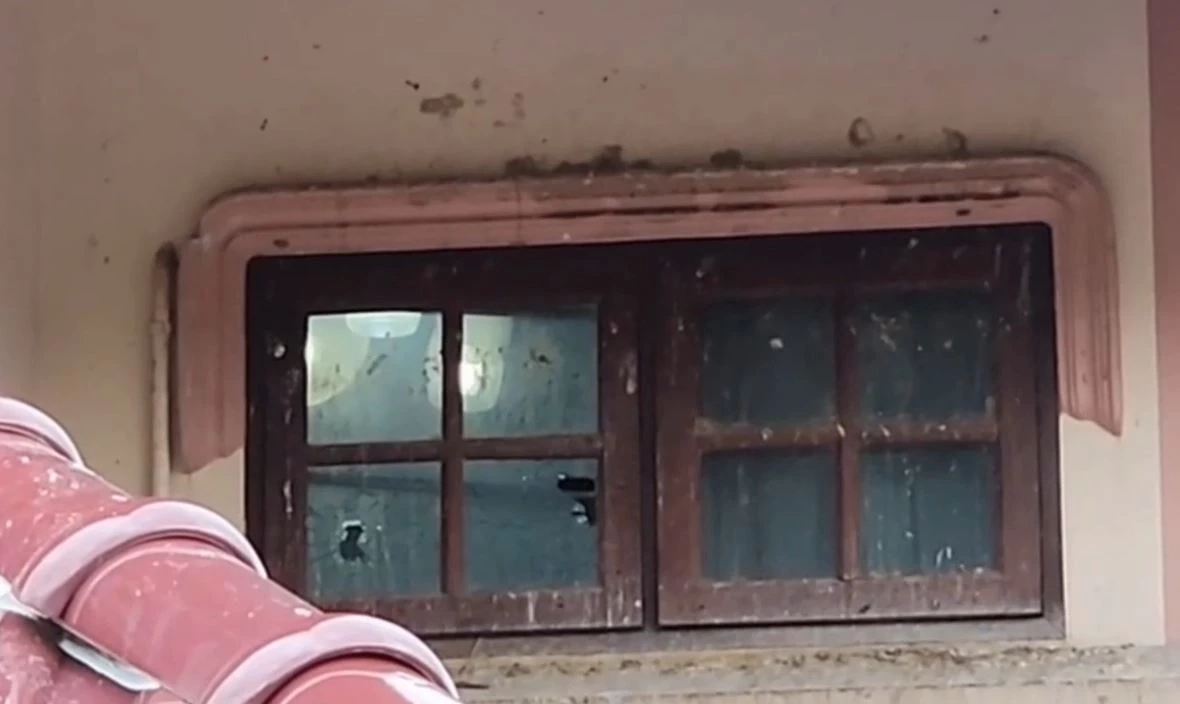 อุกอาจ! คนร้ายยิงถล่มบ้าน ผู้ช่วยเลขา รมว.คมนาคม ไร้เจ็บ