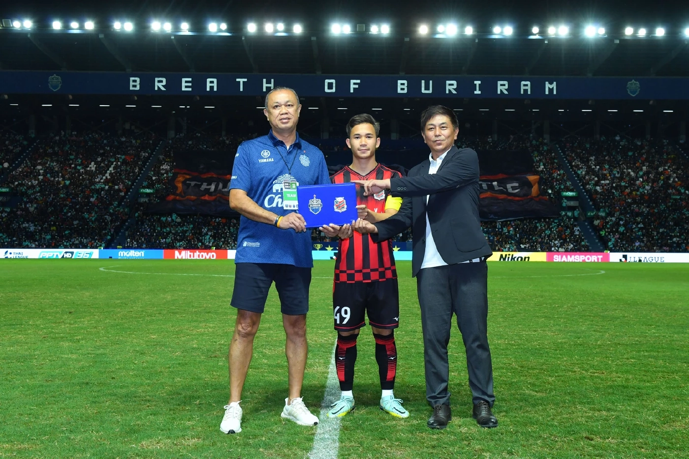 สุภโชค สารชาติ