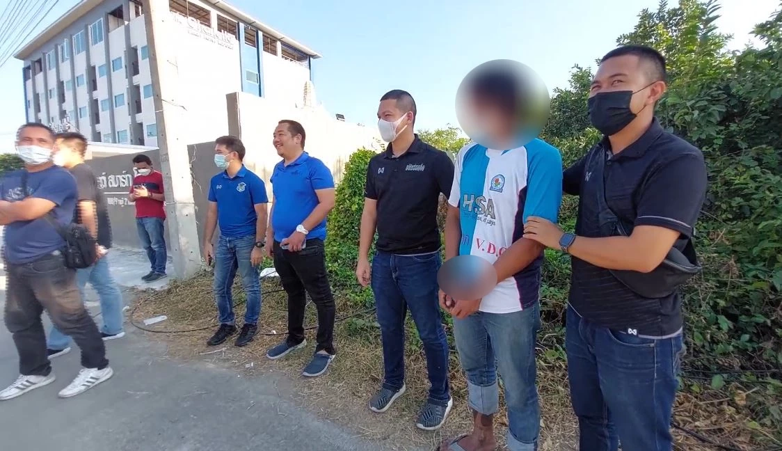 รวบแล้ว! โจรแสบลักถอดน็อต-สายสลิง ทำเสาส่งสัญญาณหักโค่น