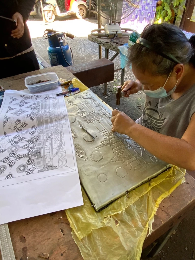 “โอ เทพรัตน์” ผู้รังสรรค์ของขวัญของที่ระลึกจากราชอาณาจักรไทย สำหรับผู้นำและแขกพิเศษของเขตเศรษฐกิจ APEC Thailand 2022