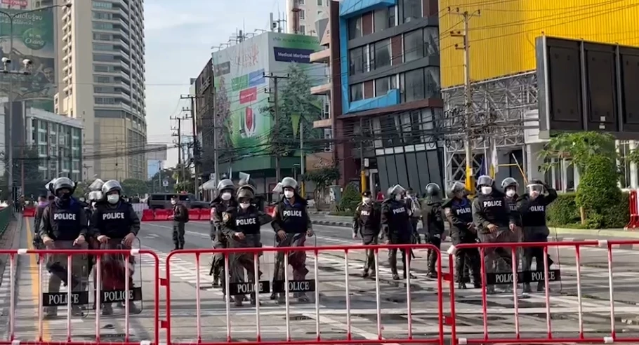 ปิดแล้ว! การจราจร แยกอโศก-แยกพระราม 4 คุมเข้มเอเปค