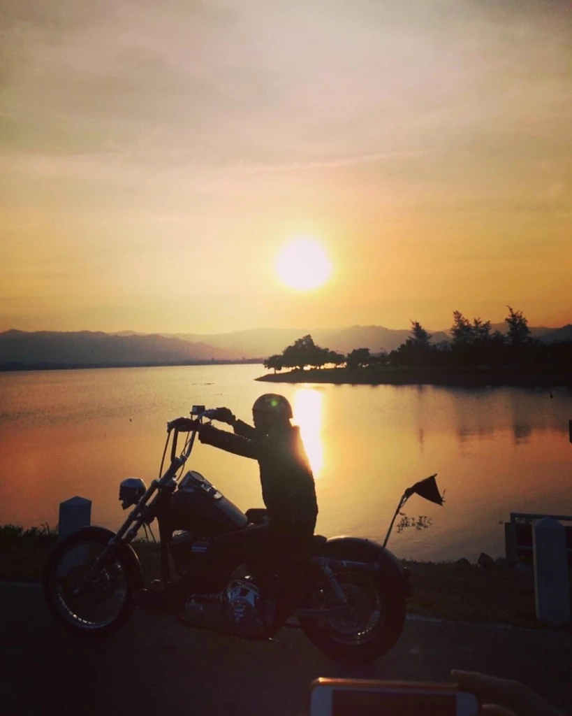 เช ดิษย์ดนัย  ชนารัศมิ้นนปภา