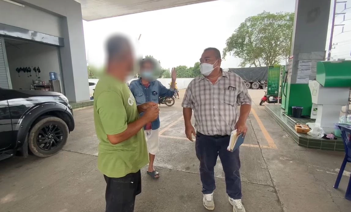 หนุ่มหัวร้อน! ฉุนเด็กปั๊ม บอกเบนซินหมด ตบหน้า-ด่าคำหยาบ