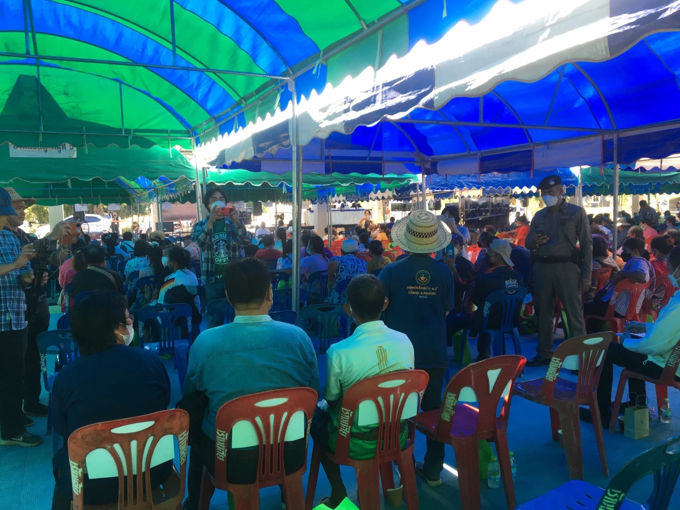 "ร้อยเอ็ด"ฮักเเพง!ม็อบไร้ป่วน เวทีสร้าง"โรงงานน้ำตาล"สมานฉันท์ฯ