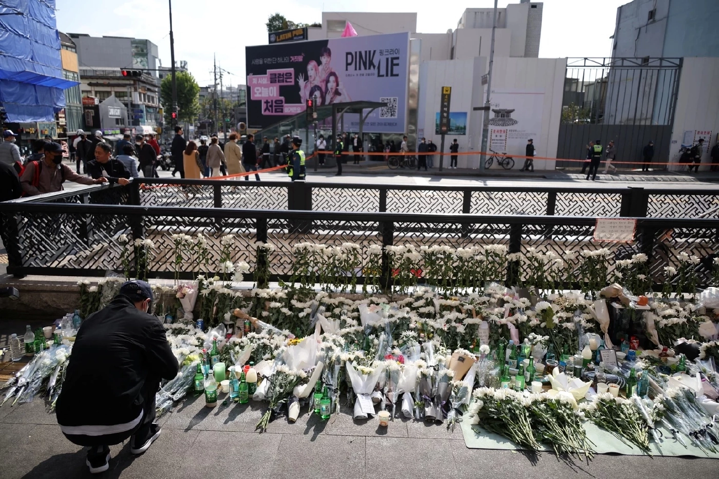 แฟนคลับสุดเศร้า ‘คิม ยูนา’ เชียร์ลีดเดอร์ทีมเบสบอล เหยื่อโศกนาฏกรรมอิแทวอน