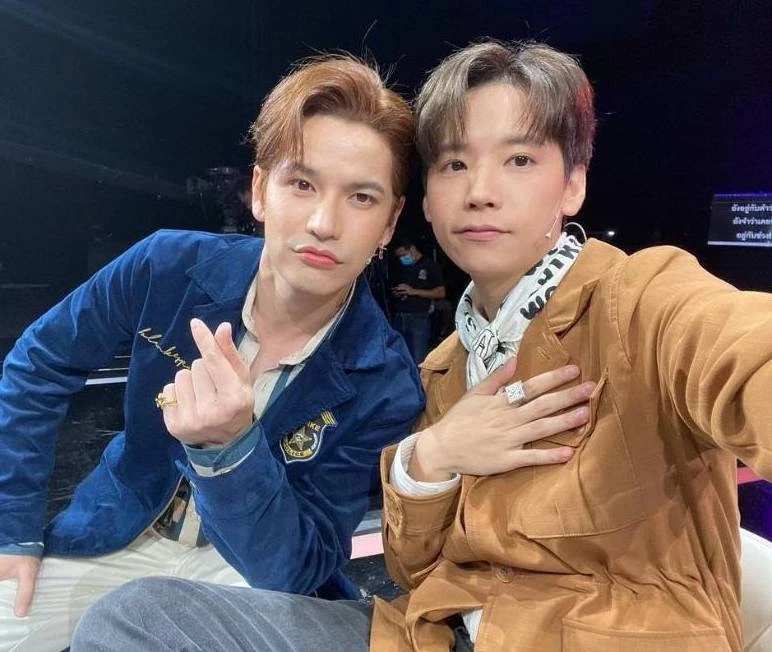  'เต๋า-คชา' คู่จิ้นในตำนาน แชะรูปคู่ แฟนๆ เตรียมฟิน 