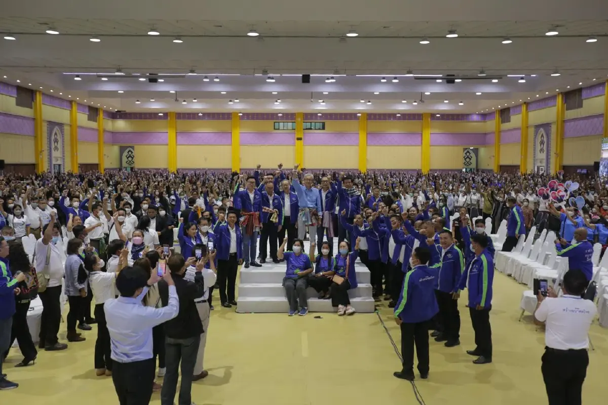 "สนธิรัตน์" ประกาศลั่น 4 ภารกิจสำคัญ หวังเดินหน้า"สร้างอนาคตไทย"ให้ลูกหลาน