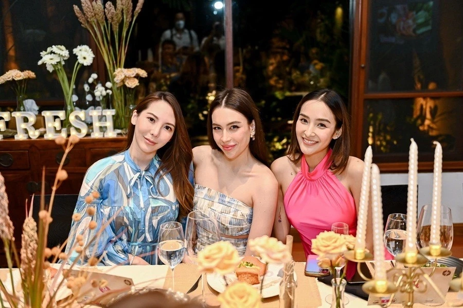 แขกผู้เข้าร่วมงาน