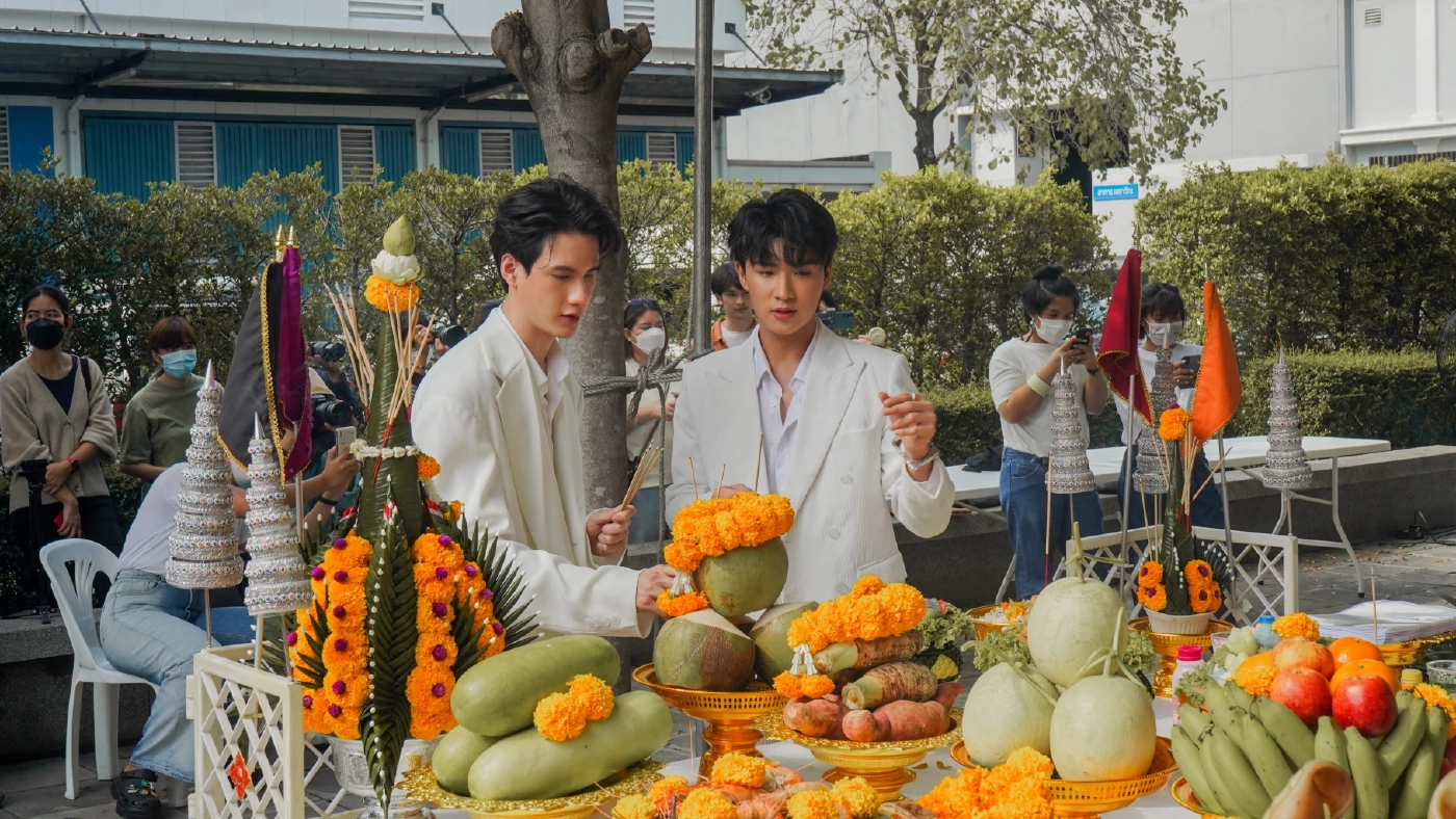 บวงสรวง “Lapluie ฝนตกครั้งนั้น ฉันรักเธอ” สร้างจากนิยายที่คนอ่านนับล้าน