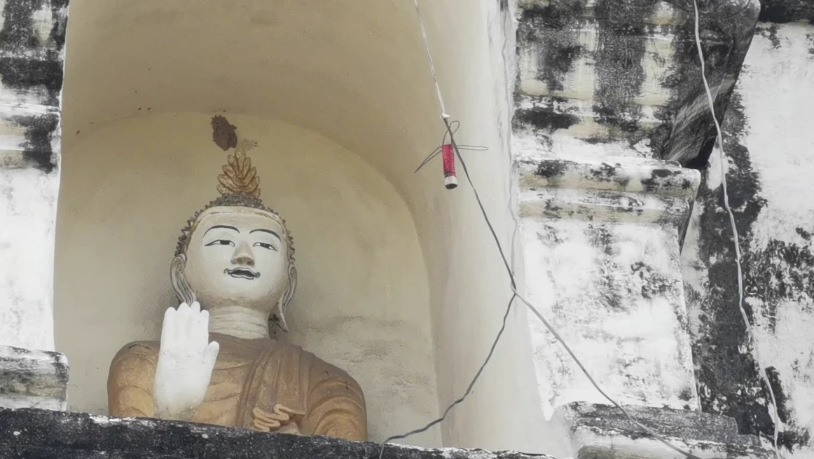 อุปกรณ์ที่ใช้ติดตั้งบนองค์พระธาตุเจดีย์