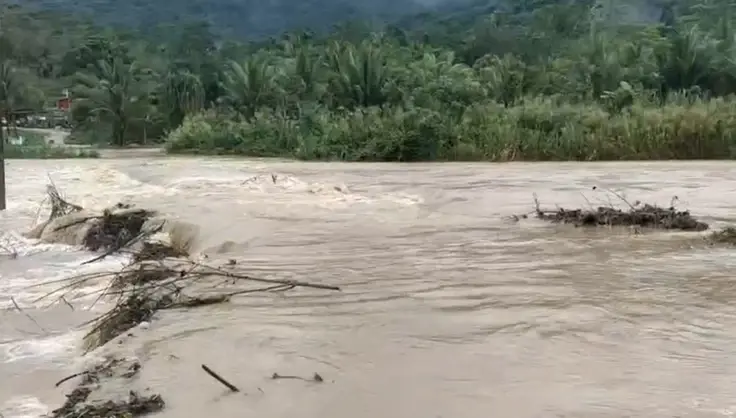 พัทลุงฝนตกหนัก น้ำป่าเทือกเขาบรรทัดทะลัก ปภ.สั่งพื้นที่ลุ่มต่ำเฝ้าระวัง