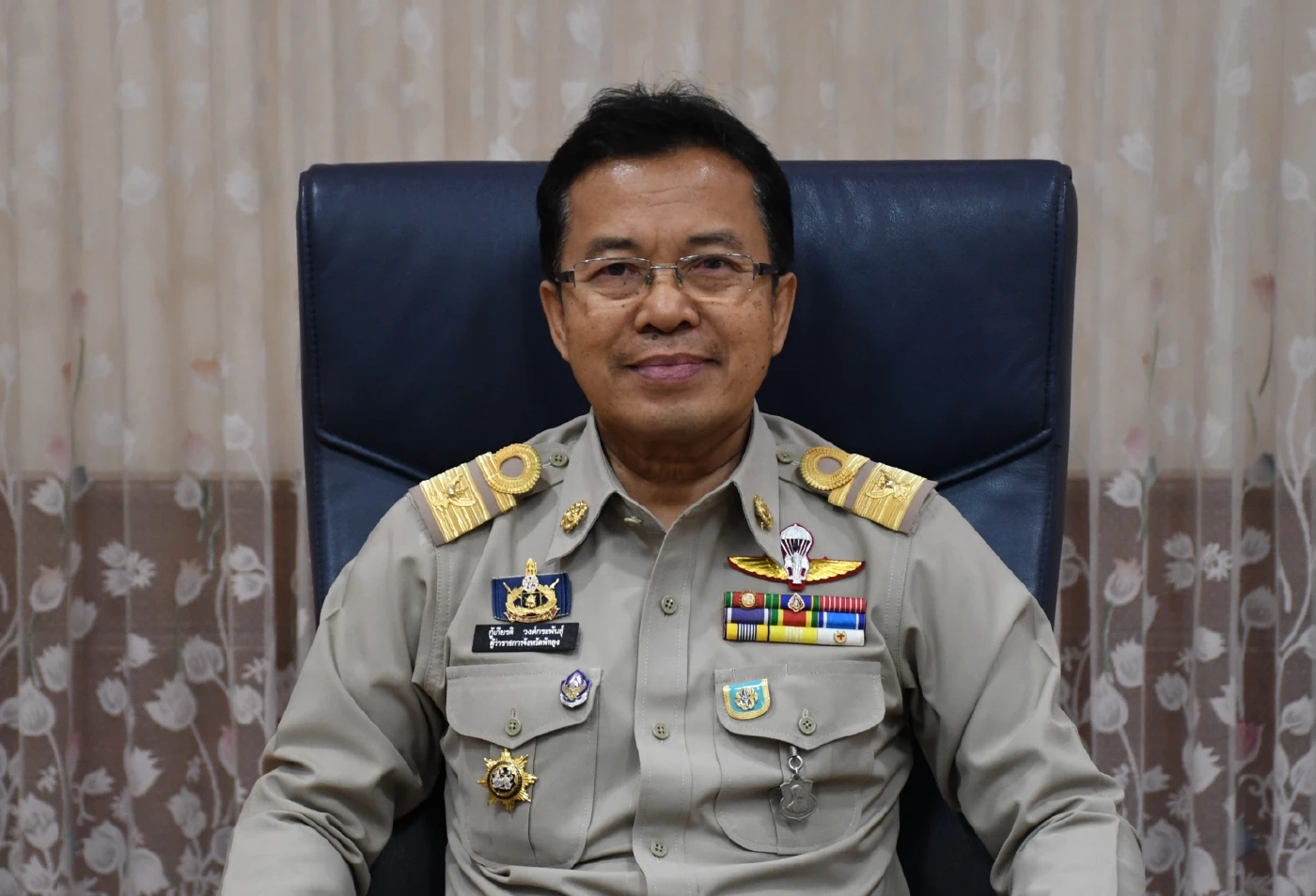 กู้เกียรติ  วงศ์กระพันธุ์  ลาออกจากตำแหน่งผู้ว่าราชการจังหวัดพัทลุง 