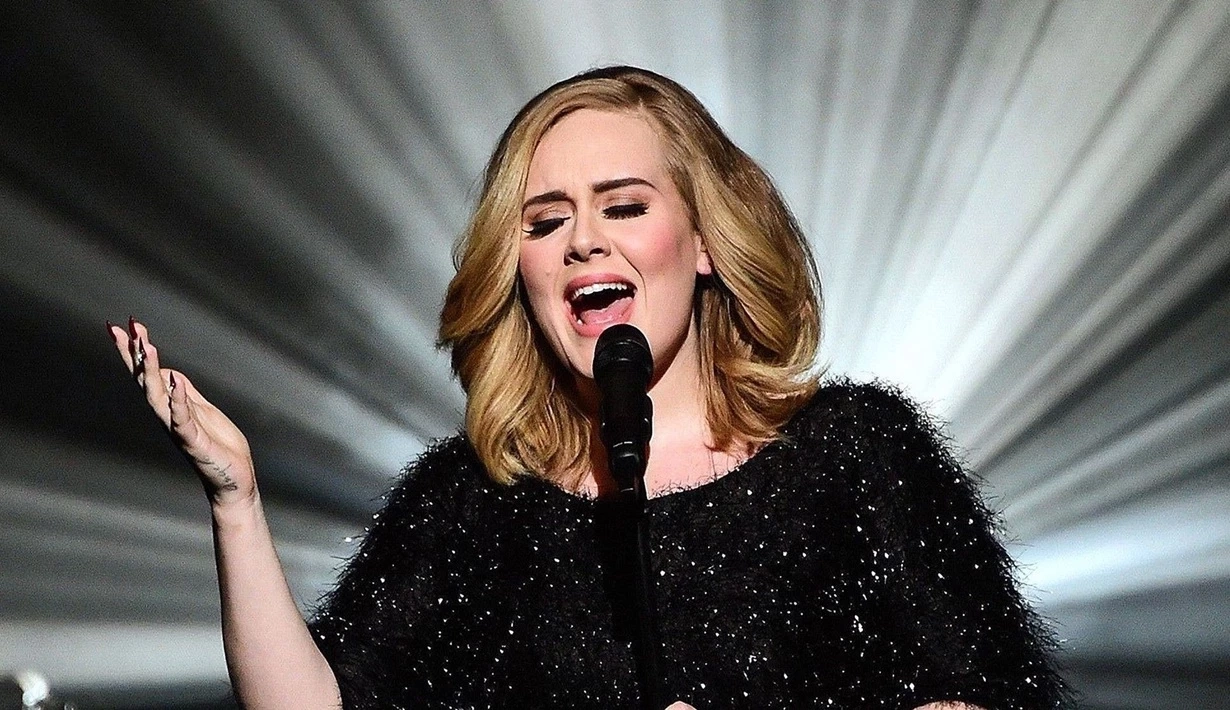 ลิซ่า Blackpink สร้างประวัติศาสตร์ทุบสถิติแซง Adele ไปเรียบร้อย